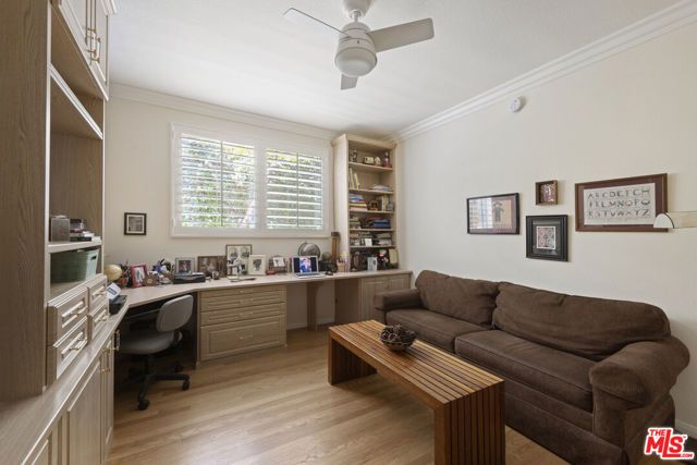 4949 Genesta Avenue 112A, Encino (los Angeles), CA 91316