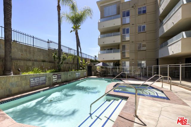 4949 Genesta Avenue 112A, Encino (los Angeles), CA 91316