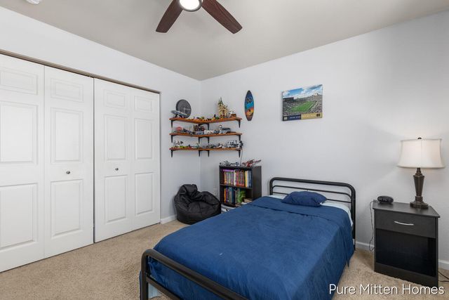 301 Wagonwheel Court, Cedar Springs, MI 49319