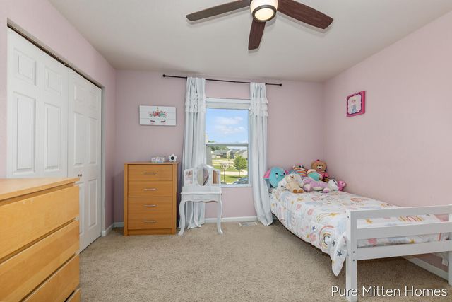 301 Wagonwheel Court, Cedar Springs, MI 49319