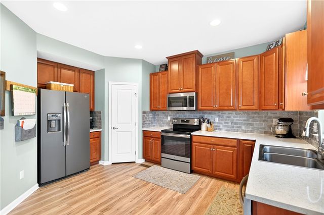 357 Greene Dr, Jefferson Hills, PA 15025