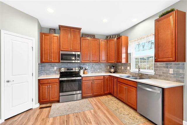 357 Greene Dr, Jefferson Hills, PA 15025