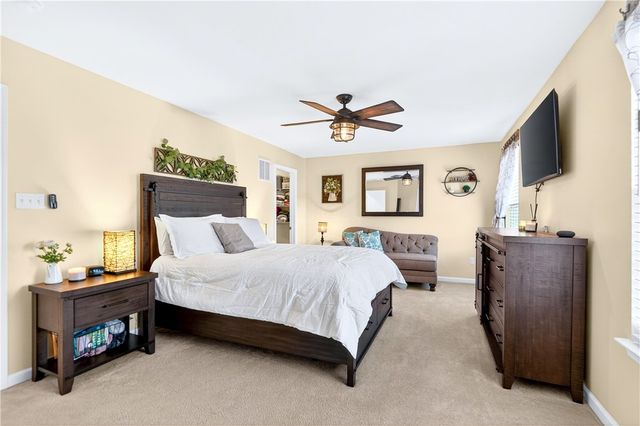 357 Greene Dr, Jefferson Hills, PA 15025