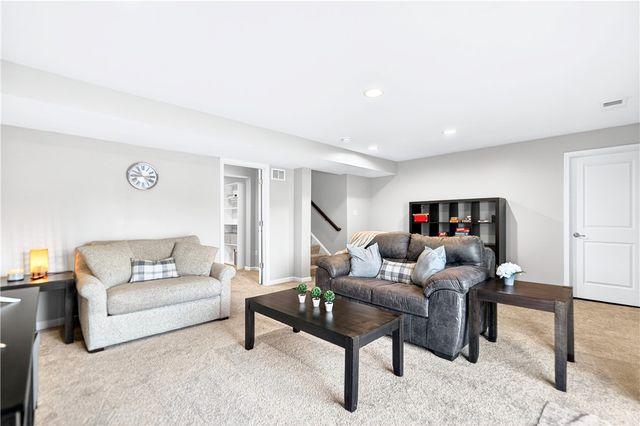 357 Greene Dr, Jefferson Hills, PA 15025