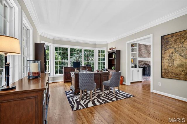 12825 Brighton Woods Drive, Town And Country, MO 63131