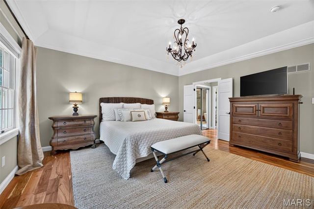 12825 Brighton Woods Drive, Town And Country, MO 63131