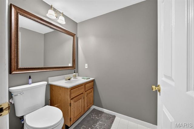 12825 Brighton Woods Drive, Town And Country, MO 63131