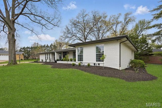 410 Monaco Drive, Warson Woods, MO 63122