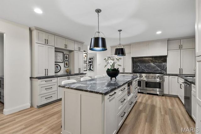 410 Monaco Drive, Warson Woods, MO 63122