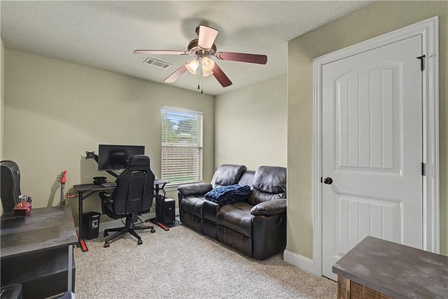 1103 W Berkeley Avenue, Rogers, AR 72758