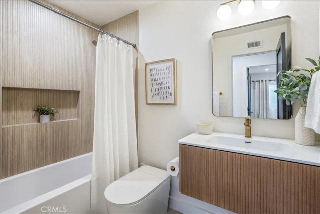 25802 Sycamore, Laguna Hills, CA 92653