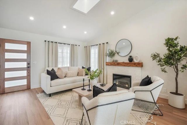 25802 Sycamore, Laguna Hills, CA 92653