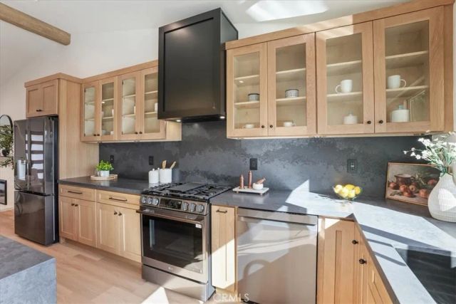 25802 Sycamore, Laguna Hills, CA 92653