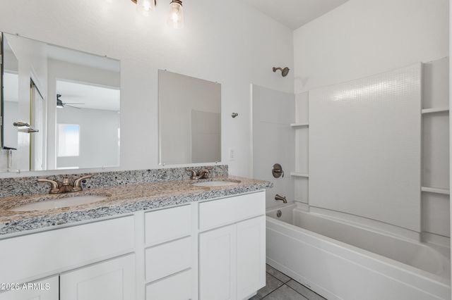 2221 W WASHINGTON Street, Phoenix, AZ 85009