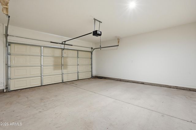 2221 W WASHINGTON Street, Phoenix, AZ 85009