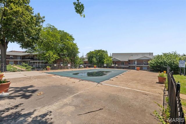6934 Colonial Woods Drive 89, St Louis, MO 63129