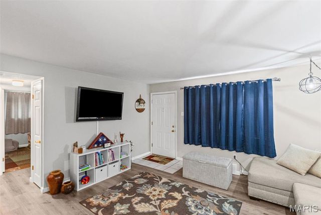 6934 Colonial Woods Drive 89, St Louis, MO 63129