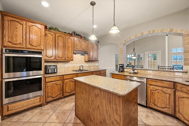2755 Vela, Grand Prairie, TX 75054