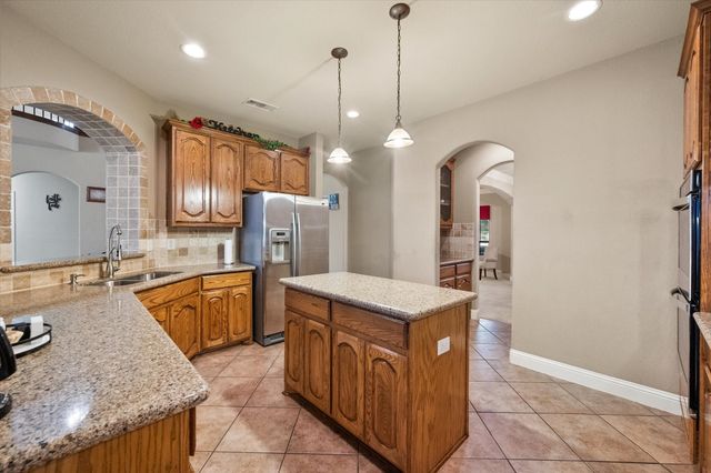 2755 Vela, Grand Prairie, TX 75054