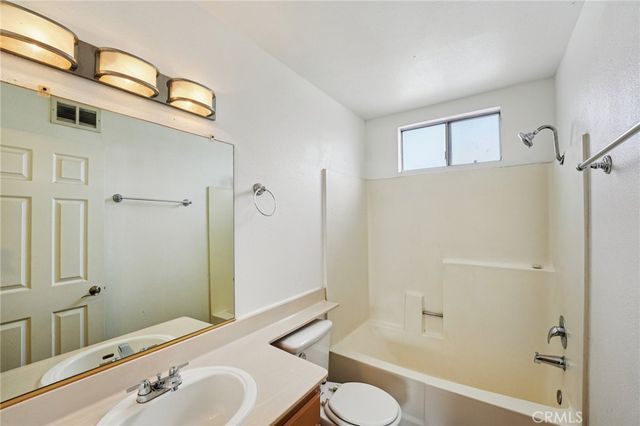 1742 S Mountain Avenue E, Ontario, CA 91762