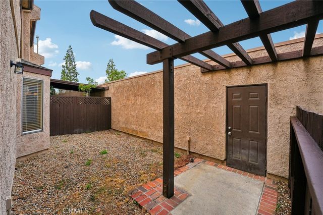 1742 S Mountain Avenue E, Ontario, CA 91762