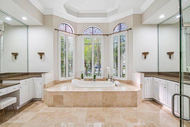 10560 Arcole Court, Wellington, FL 33449