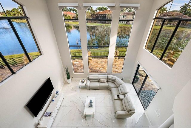 10560 Arcole Court, Wellington, FL 33449