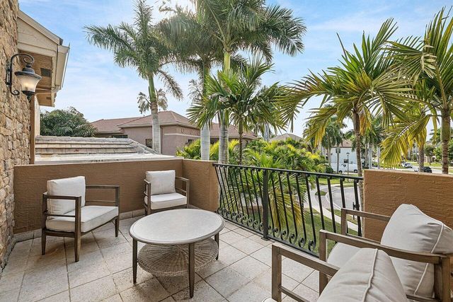 10560 Arcole Court, Wellington, FL 33449