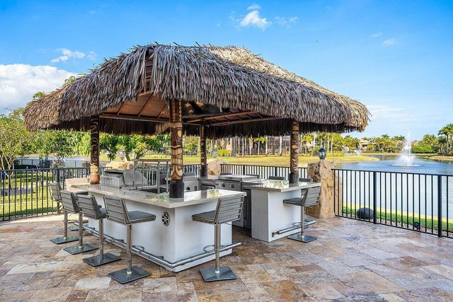 10560 Arcole Court, Wellington, FL 33449