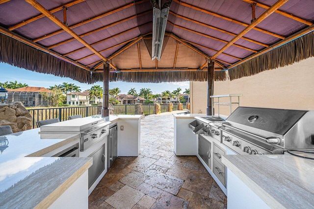 10560 Arcole Court, Wellington, FL 33449