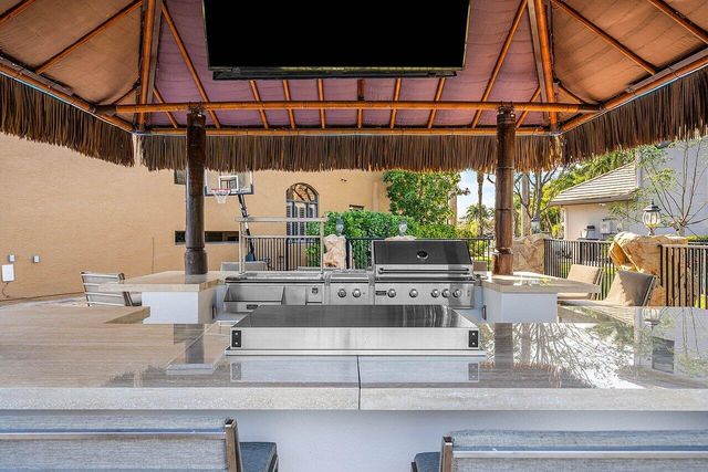 10560 Arcole Court, Wellington, FL 33449