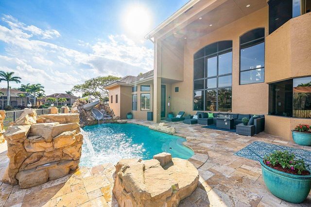 10560 Arcole Court, Wellington, FL 33449