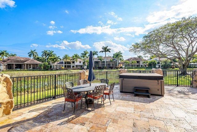 10560 Arcole Court, Wellington, FL 33449