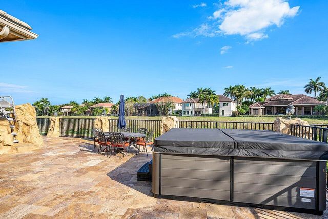 10560 Arcole Court, Wellington, FL 33449