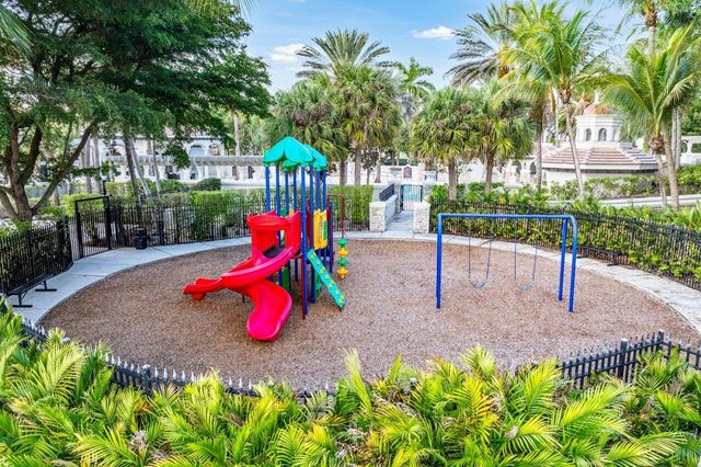 10560 Arcole Court, Wellington, FL 33449