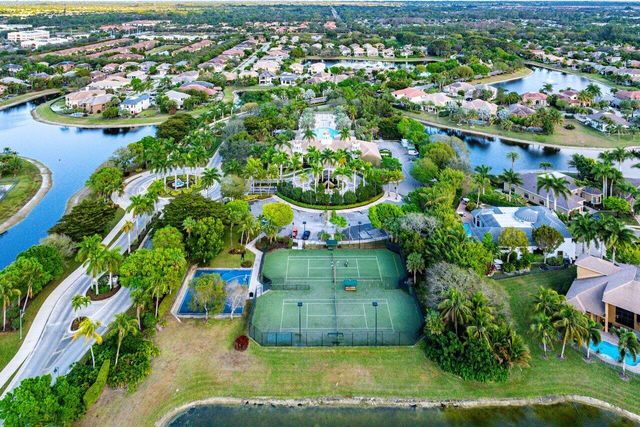 10560 Arcole Court, Wellington, FL 33449