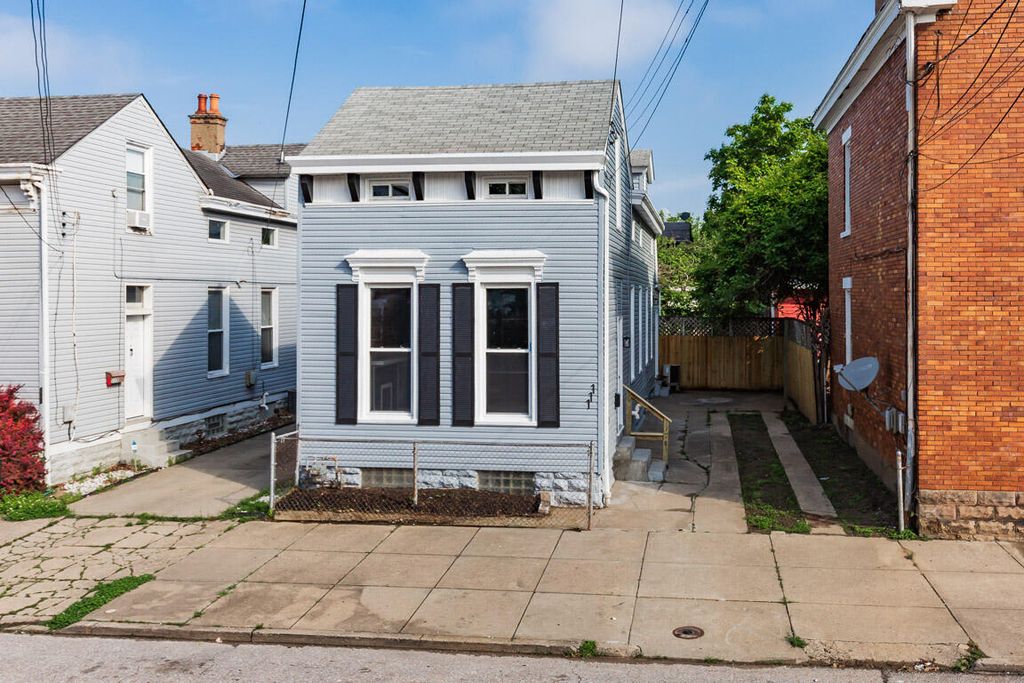 111 W 10th Street, Newport, KY 41071