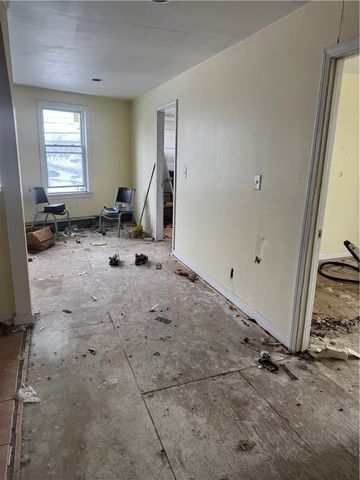 140 Dexter Street, Pawtucket, RI 02860