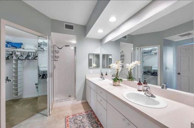 1200 COUNTRY CLUB DRIVE 1502, Largo, FL 33771