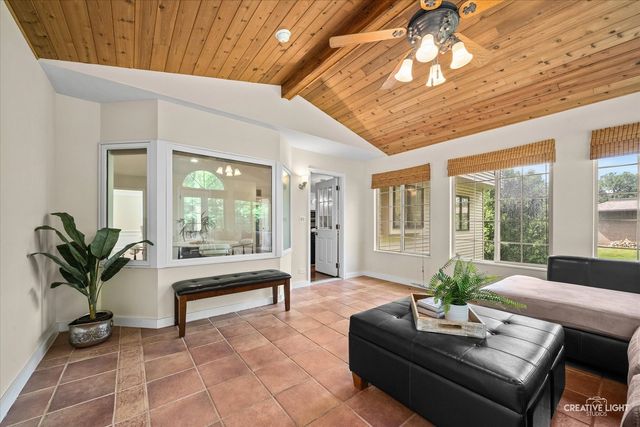 615 E BAILEY Road, Naperville, IL 60565