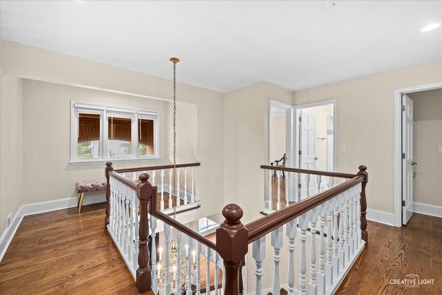 615 E BAILEY Road, Naperville, IL 60565