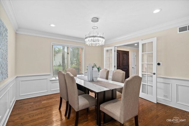615 E BAILEY Road, Naperville, IL 60565
