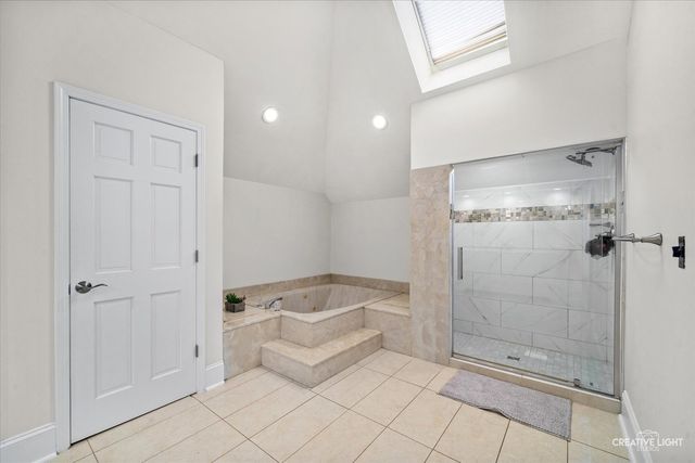 615 E BAILEY Road, Naperville, IL 60565
