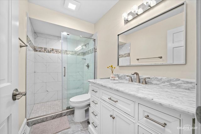 615 E BAILEY Road, Naperville, IL 60565