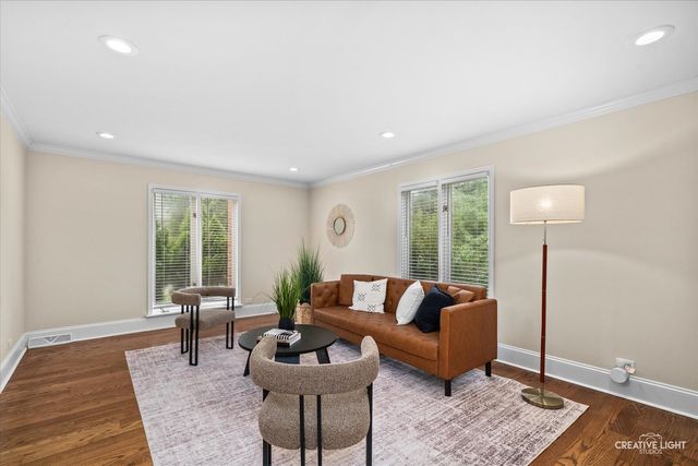 615 E BAILEY Road, Naperville, IL 60565