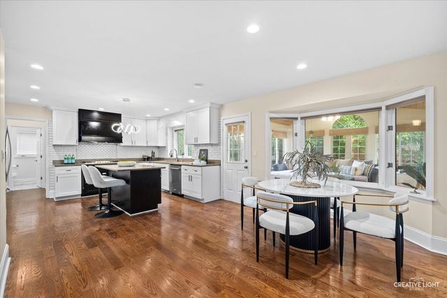 615 E BAILEY Road, Naperville, IL 60565