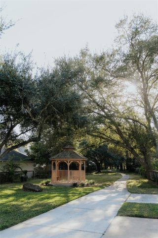 3327 Larkwood Lane, Sugar Land, TX 77479