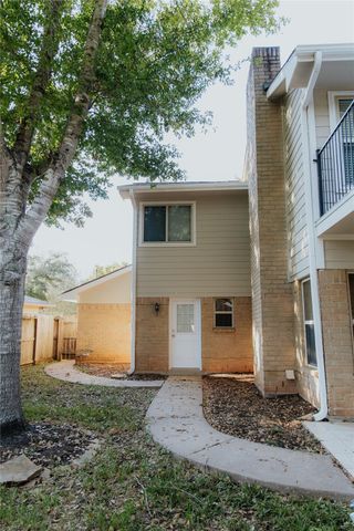 3327 Larkwood Lane, Sugar Land, TX 77479