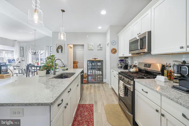 209 ESTATE DR, Mechanicsburg, PA 17055