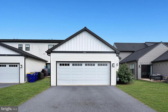 209 ESTATE DR, Mechanicsburg, PA 17055
